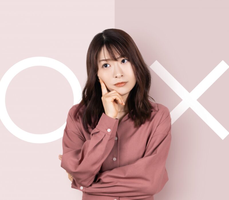 屋根塗装の意味があるかないか考えているイメージ